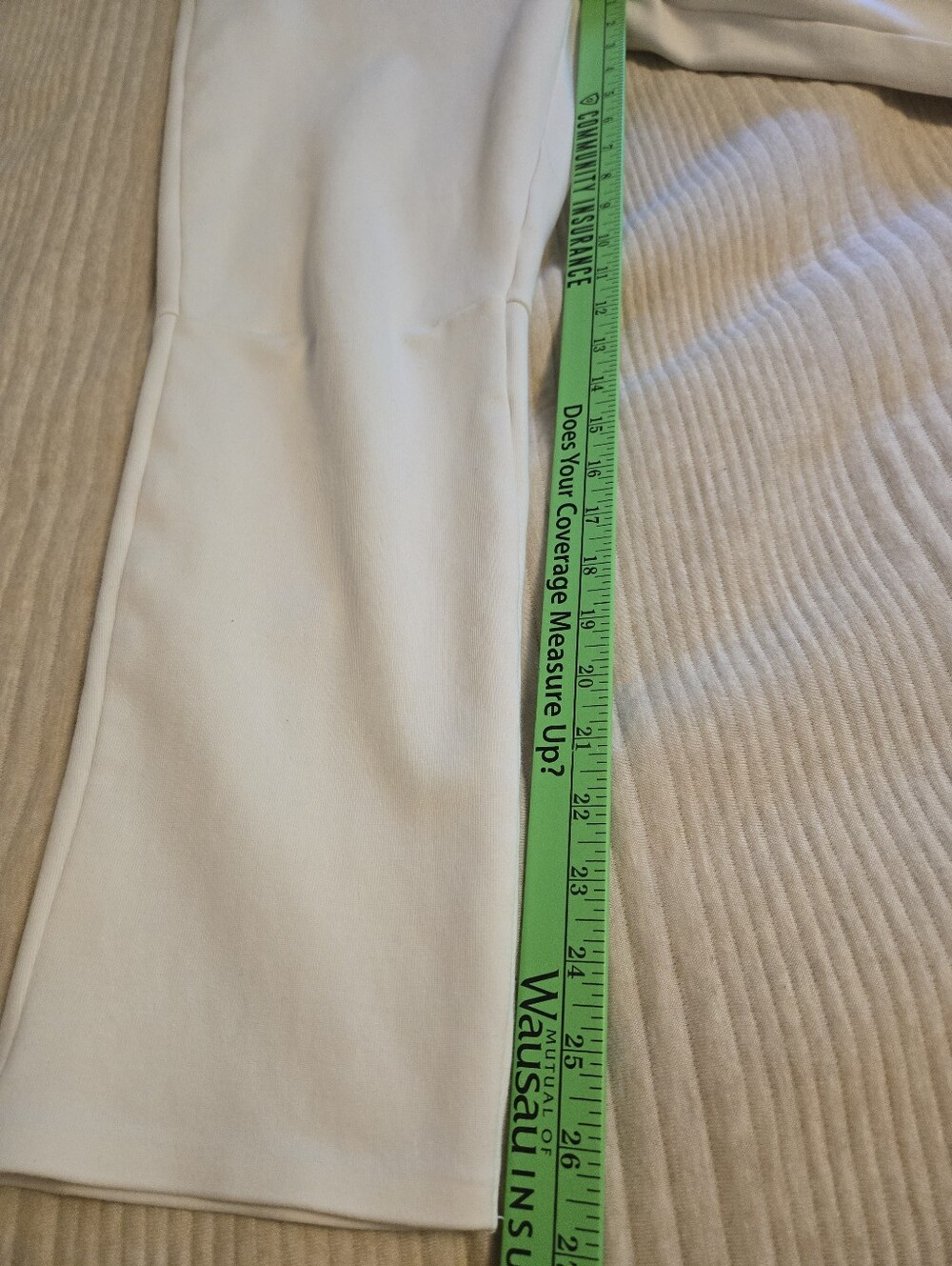 THE NORTH FACE Off-White Straight Leg Athletic Joggers Pants. Size Large. - Picture 4 of 8